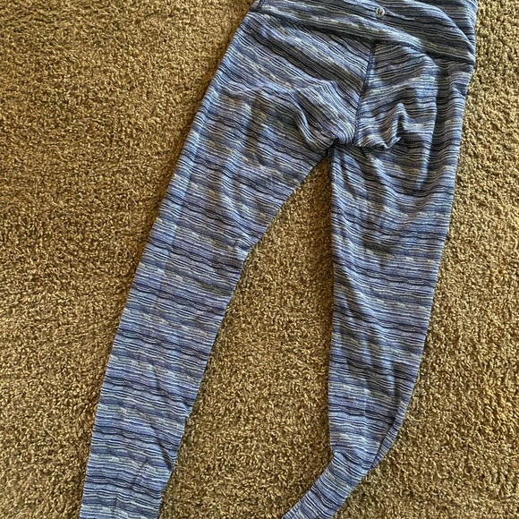 Lululemon leggings - Picture 3 of 3